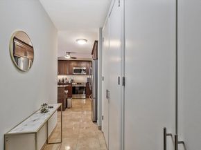 380 Mountain Rd 1015, Union City NJ 07087