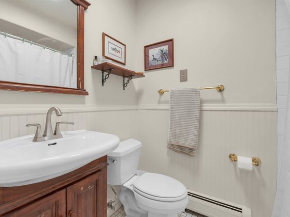 299 8th St 1L, Jersey City NJ 07302-1948