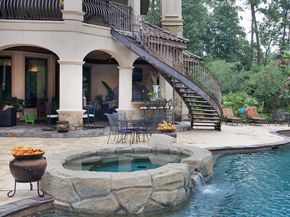 23 Villeroy Way, The Woodlands TX 77382