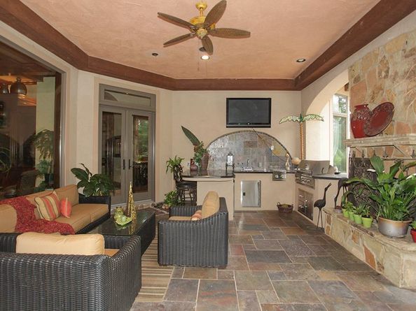23 Villeroy Way, The Woodlands TX 77382