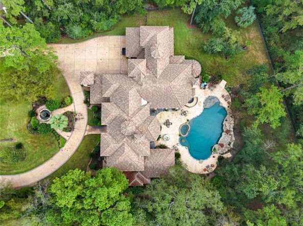 23 Villeroy Way, The Woodlands TX 77382