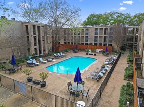 4643 Wild Indigo 414, Houston TX 77027