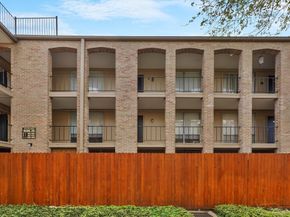 4643 Wild Indigo 414, Houston TX 77027