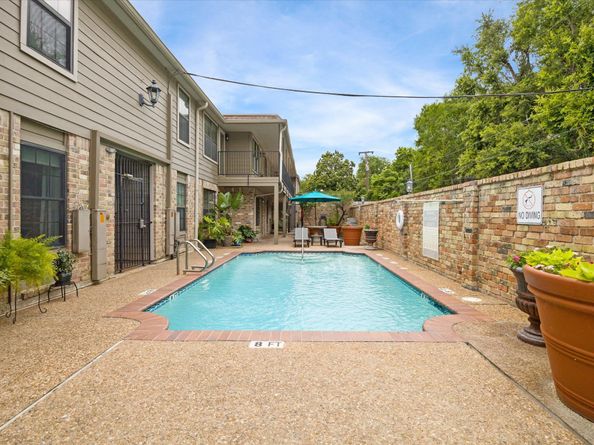 606 Marshall Street C2, Houston TX 77006
