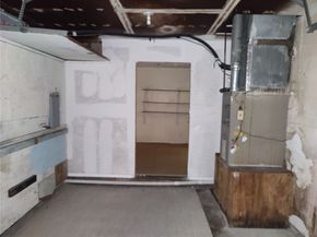 6714 Underhill Street, Houston TX 77092
