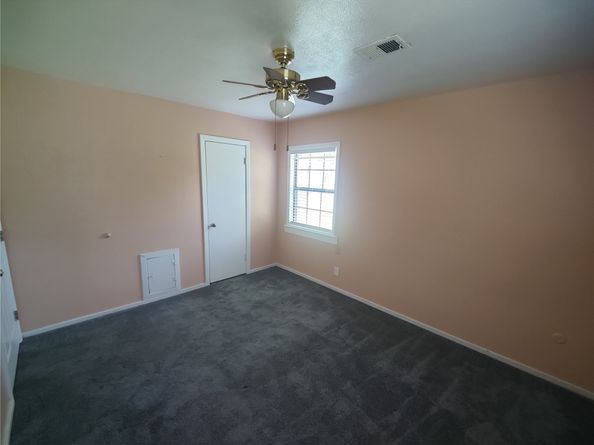 6714 Underhill Street, Houston TX 77092