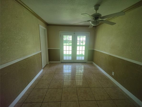 6714 Underhill Street, Houston TX 77092