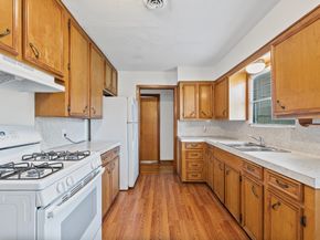 5532 Meadow Creek Lane, Houston TX 77017