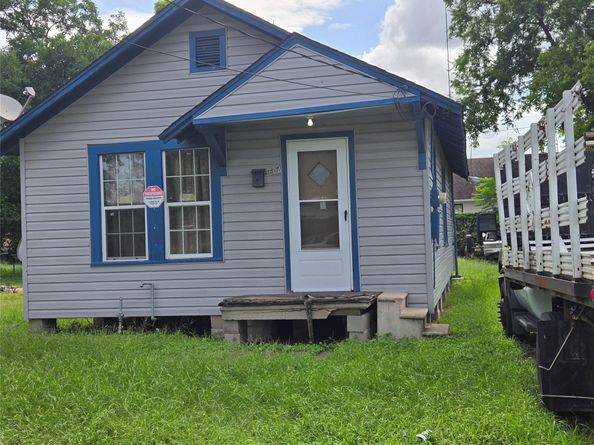 5604 Gano, Houston TX 77009