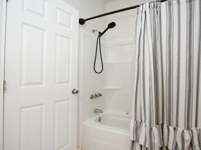 1784 Greenbelt Drive, Cleveland TX 77328