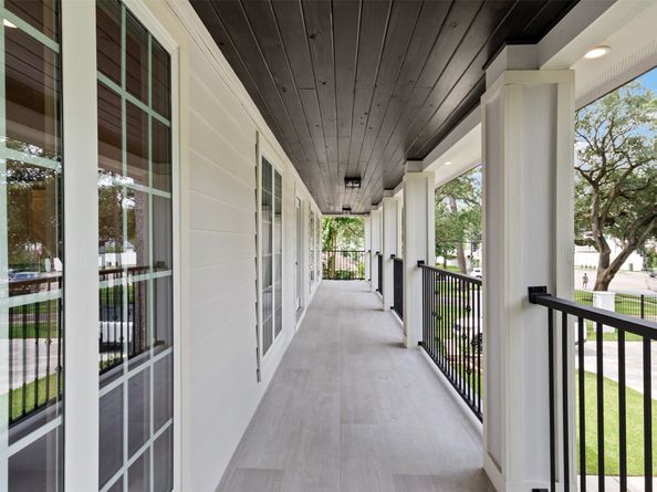 736 Voss Road, Houston TX 77024