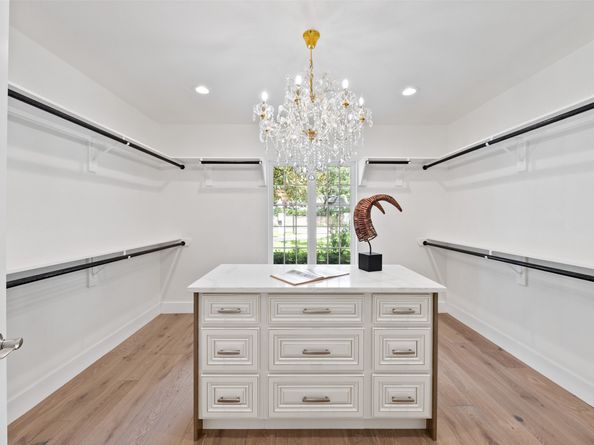 736 Voss Road, Houston TX 77024