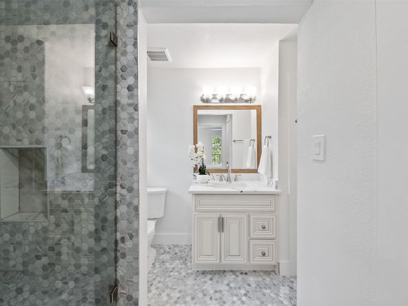 736 Voss Road, Houston TX 77024