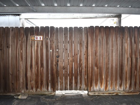 10018 Knoboak Drive 21, Houston TX 77080