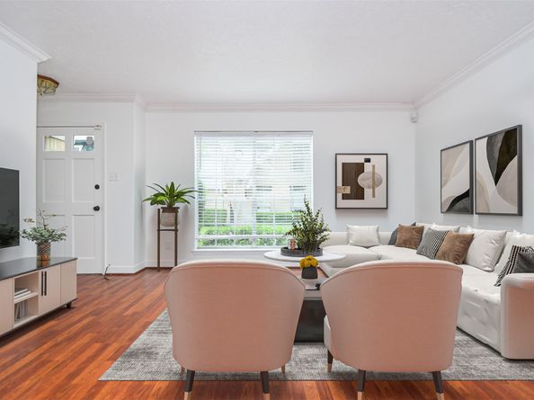 10018 Knoboak Drive 21, Houston TX 77080