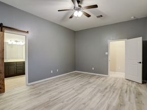 632 Pedernales Street, Webster TX 77598
