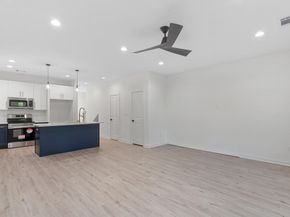 5702 Elysian Street, Houston TX 77009