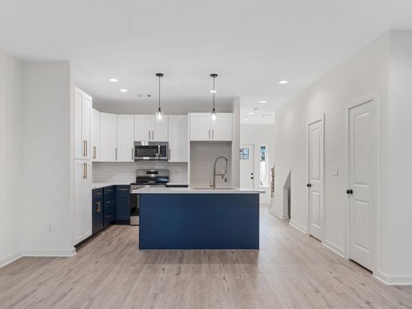 5702 Elysian Street, Houston TX 77009