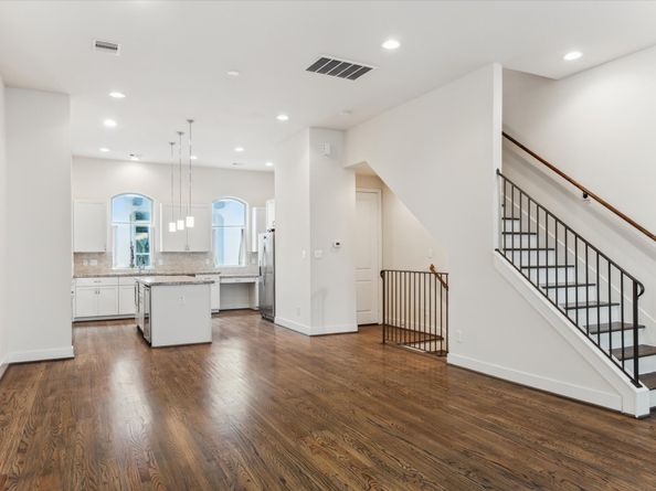 1813 Wichita Street, Houston TX 77004