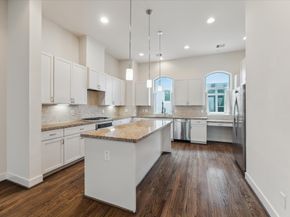 1813 Wichita Street, Houston TX 77004