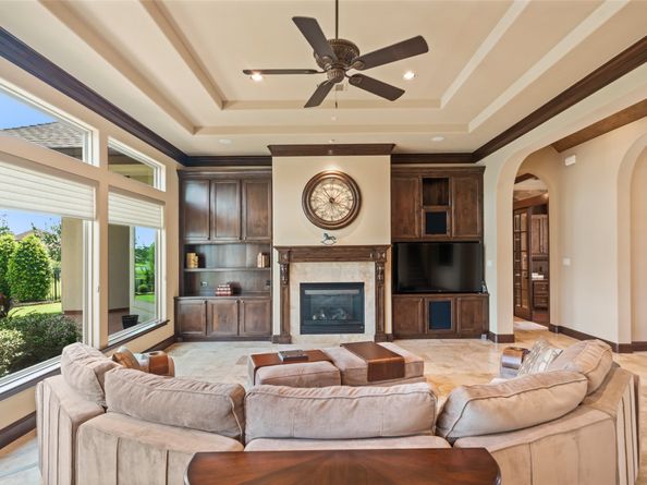 6615 Pennwell Drive, Spring TX 77389