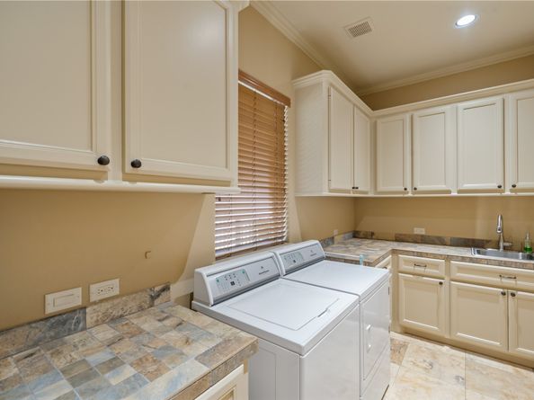 6615 Pennwell Drive, Spring TX 77389