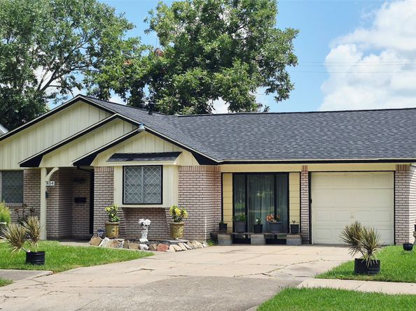 854 Shawnee Street, Houston TX 77034