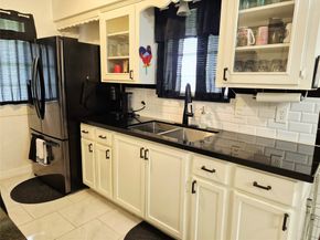 854 Shawnee Street, Houston TX 77034