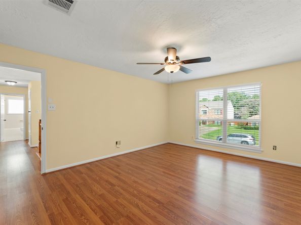 7510 Dogwood Falls Road, Houston TX 77095