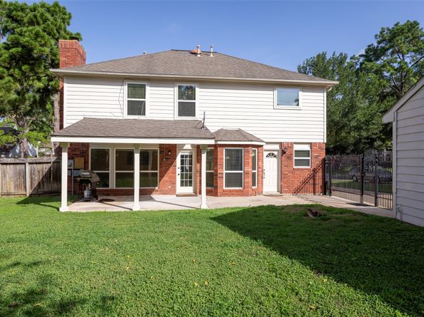 7510 Dogwood Falls Road, Houston TX 77095