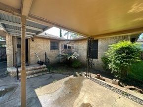 5237 Brinkman Street, Houston TX 77091