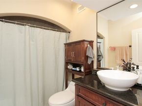 2203 Dorrington Street 208, Houston TX 77030