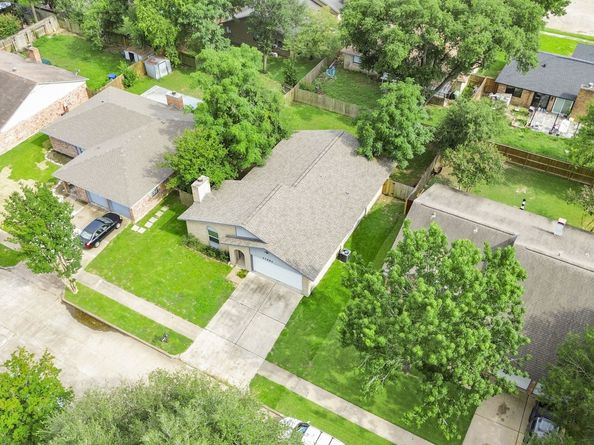 17907 Wolf Hollow Drive, Houston TX 77084