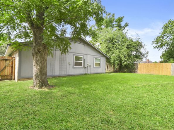 17907 Wolf Hollow Drive, Houston TX 77084