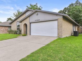 17907 Wolf Hollow Drive, Houston TX 77084