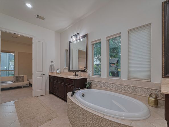 81 Gildwood Place, The Woodlands TX 77375