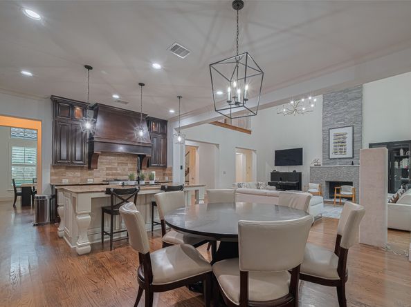 81 Gildwood Place, The Woodlands TX 77375