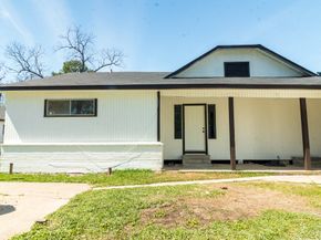 4918 Leffingwell Street, Houston TX 77026