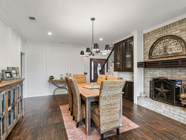 7310 Blenheim Palace Lane, Houston TX 77095