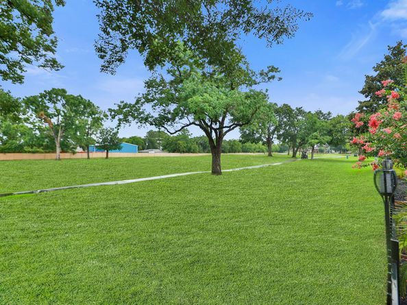 7310 Blenheim Palace Lane, Houston TX 77095