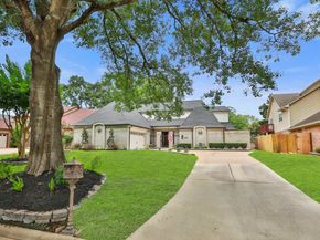 7310 Blenheim Palace Lane, Houston TX 77095