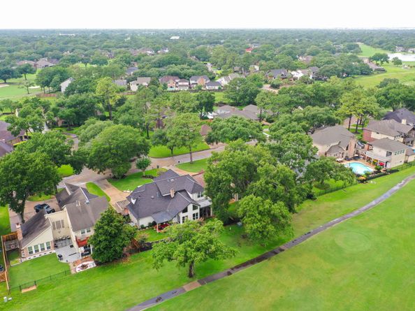 7310 Blenheim Palace Lane, Houston TX 77095