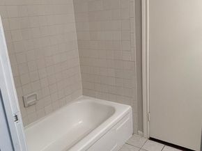 3100 Walnut Bend Lane 113, Houston TX 77042
