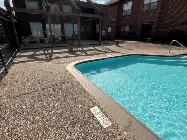 3100 Walnut Bend Lane 113, Houston TX 77042