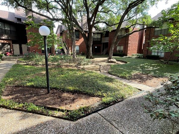 3100 Walnut Bend Lane 113, Houston TX 77042