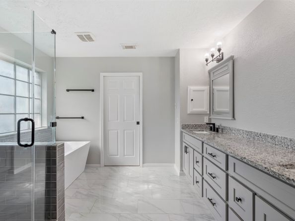 902 Mulberry Ridge Way, Houston TX 77062