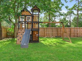 902 Mulberry Ridge Way, Houston TX 77062