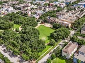 2904 Chenevert Street M, Houston TX 77004
