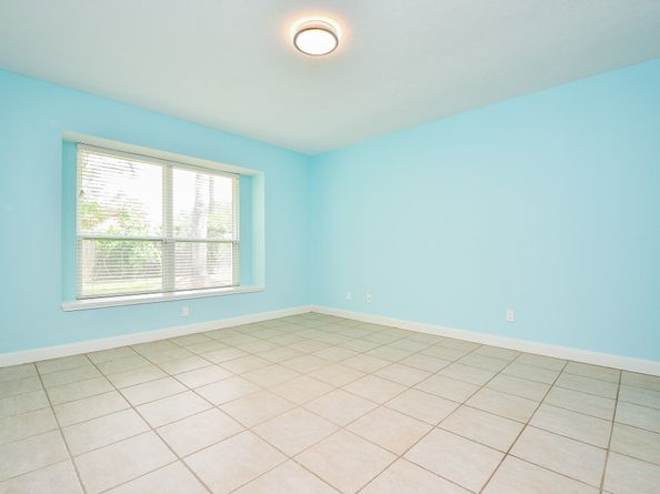1307 Remington Crest Drive, Houston TX 77094