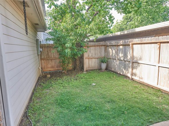 9234 Westwood Village Drive 17, Houston TX 77036